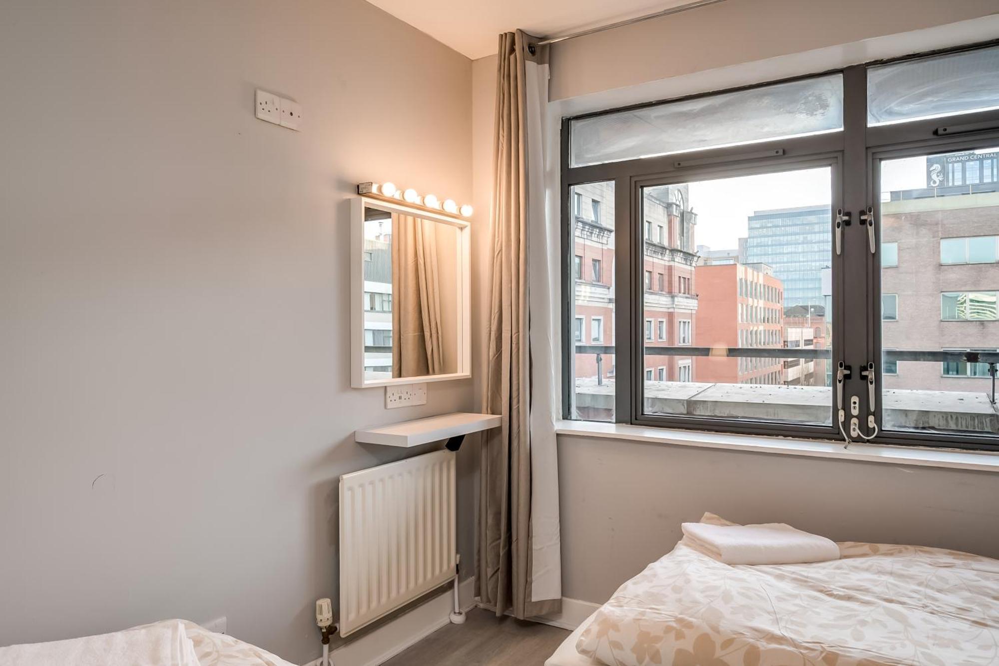 Belfast City Apartment With Free Parking! Екстериор снимка