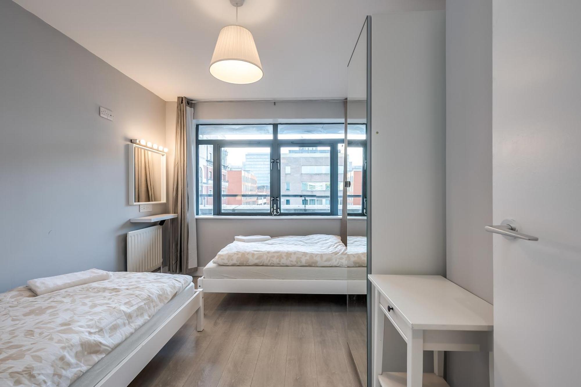 Belfast City Apartment With Free Parking! Екстериор снимка
